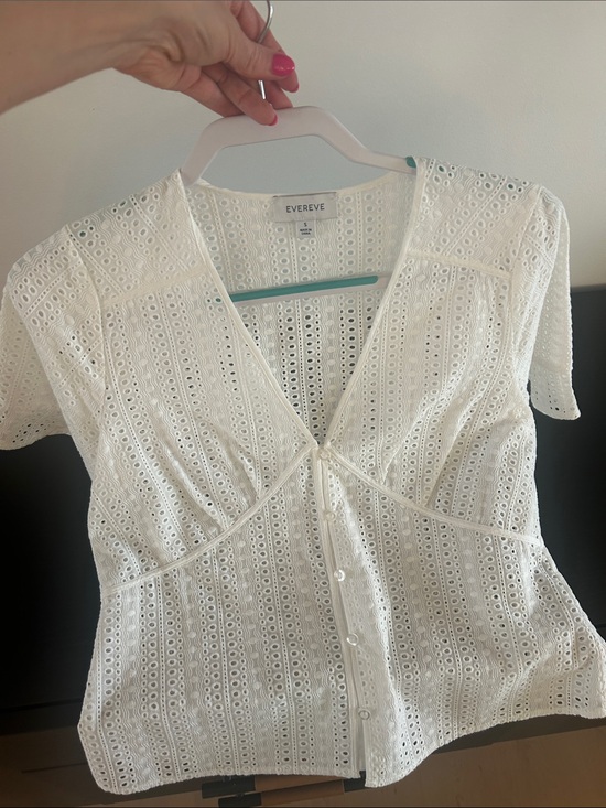 Evereve Tops - Evereve White Eyelet Button-Front V-Neck Blouse- worn once